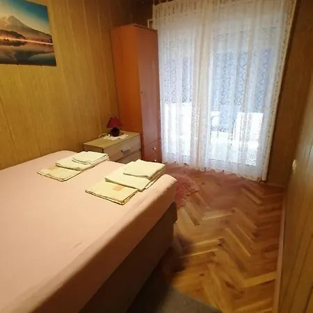 Apartment Smilja 2 *